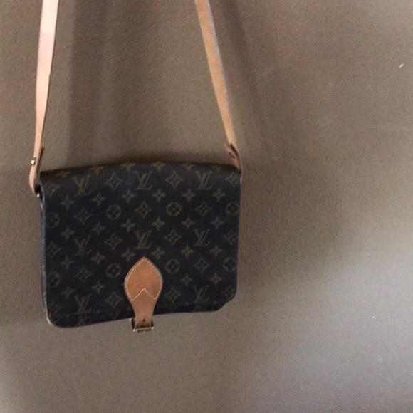 Louis Vuitton Crossbody Bag - Picture 3 of 6